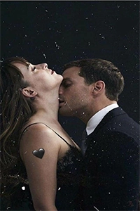 Năm Mươi Sắc Thái Đen